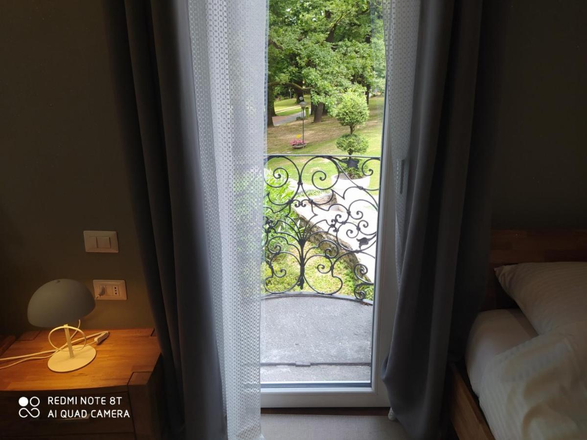 "La Selvetta" Bed And Breakfast Buguggiate Экстерьер фото