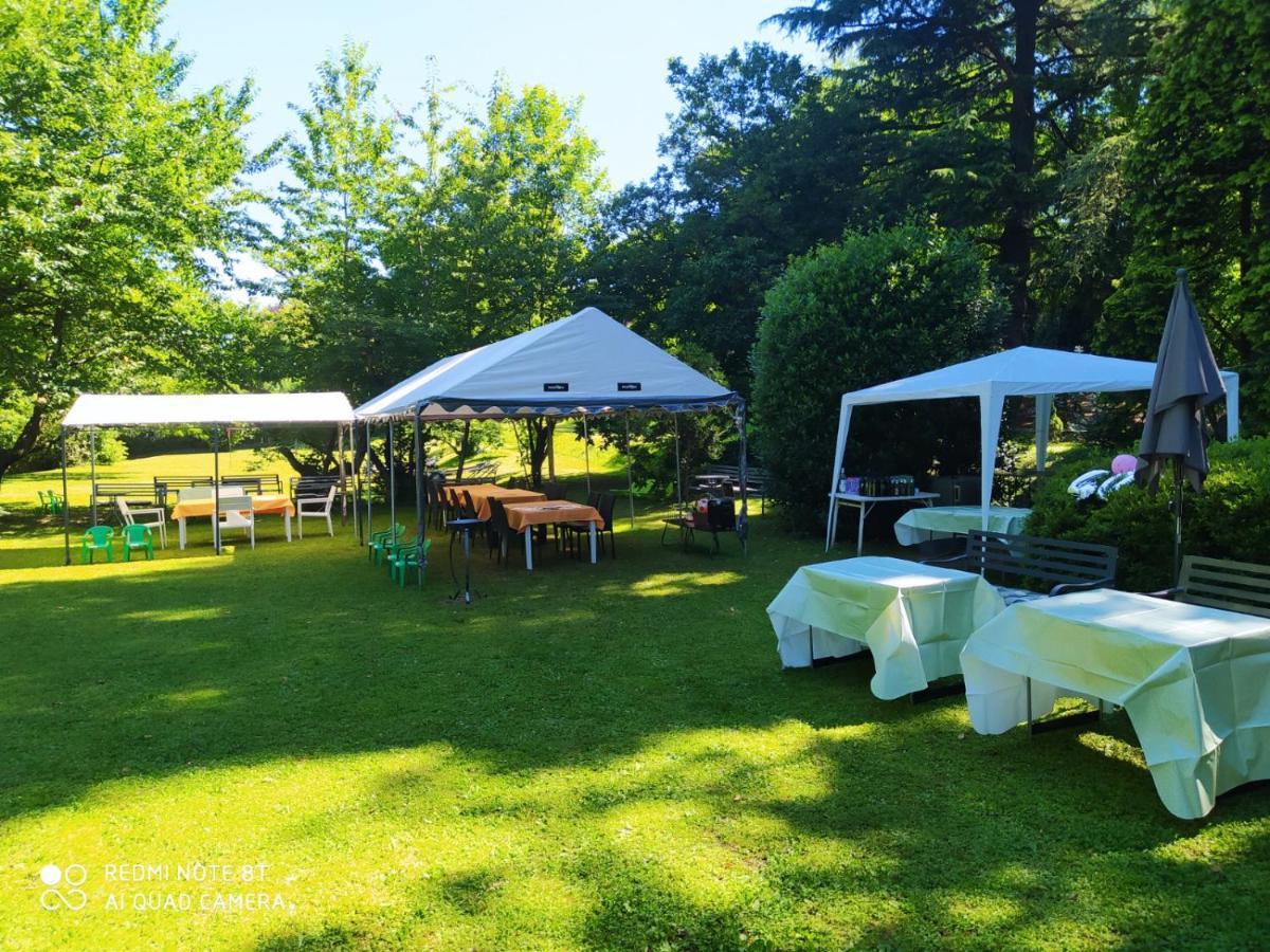 "La Selvetta" Bed And Breakfast Buguggiate Экстерьер фото